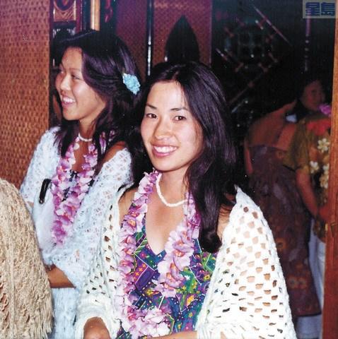 中國僑網(wǎng)年僅19歲的華裔女學(xué)生杏玉1977年在舊金山州立大學(xué)的圖書館內(nèi)被殺害,。(美國《星島日?qǐng)?bào)》)