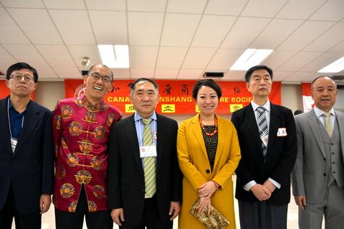 中國僑網合影,。