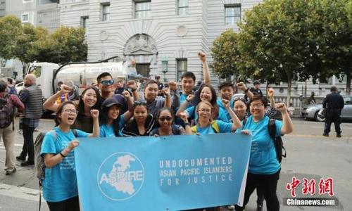 中國僑網(wǎng)資料圖:美國舊金山亞太裔無證移民參加示威抗議活動,。 中新社記者 劉丹 攝