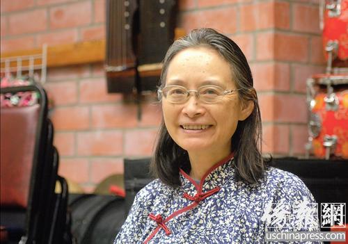中國(guó)僑網(wǎng)美國(guó)加州大學(xué)洛杉磯分校Herb Alpert音樂(lè)學(xué)院的中國(guó)民族音樂(lè)系教授李琦,。(美國(guó)《僑報(bào)》/章寧 攝)