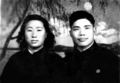 中國僑網(wǎng)曹洪泰,、張翠英夫婦都是南京大屠殺的幸存者