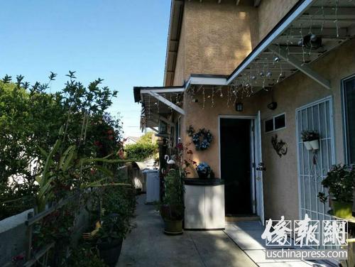 中國僑網(wǎng)小朱所住的獨(dú)立屋小院,。(美國《僑報(bào)》/曹同慶 攝)