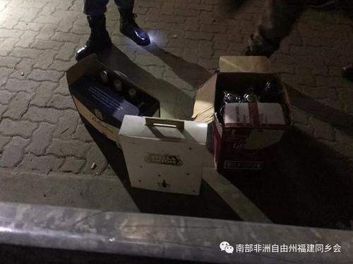 中國僑網(wǎng)BOTTLE STORE遭遇偷竊,,遠(yuǎn)程監(jiān)控助力挽回?fù)p失,。(南非華人網(wǎng))