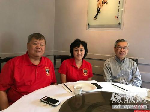 中國僑網(wǎng)左起:李衛(wèi)新,、李徐幕蓮和聯(lián)邦的在記者會(huì)上,,呼吁各地聯(lián)邦國會(huì)議員積極支持要求國會(huì)表彰華人老兵的法案,。僑報(bào)記者吳卓明攝