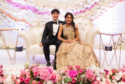中國僑網(wǎng)Elston He與妻子Pratyusha Yalamanchi,,用婚禮為青少年籌款,。(美國《世界日報》/Elston He提供)