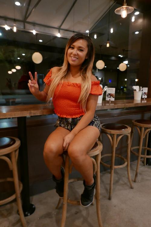 中國僑網(wǎng)世界摔跤娛樂(WWE)公司的第一位美籍華裔女選手何奕萱(Julie Ho)不久前與公司解約了,。(美國《世界日報》/李雪 攝)