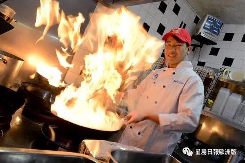 中國(guó)僑網(wǎng)Jacky Chan的工作照,。(星島日?qǐng)?bào)歐洲版微信公眾號(hào))