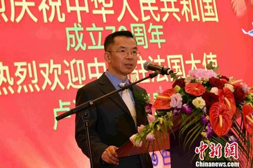 中國僑網(wǎng)圖為盧沙野大使致辭。中新社記者 李洋 攝