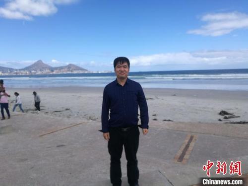 中國(guó)僑網(wǎng)在南非西開普大學(xué)訪學(xué)的長(zhǎng)沙理工大學(xué)教師危潤(rùn)初。 劉雙雙 攝