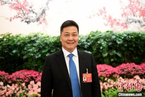 中國(guó)僑網(wǎng)全國(guó)政協(xié)委員,,中國(guó)僑聯(lián)副主席、寧夏僑聯(lián)主席朱奕龍,。受訪者供圖