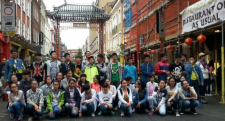 到英國旅游的中國游客人數(shù)正在逐年增加,。(參考消息)