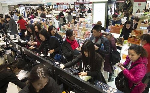 中國游客始終是韓國免稅店的最大買家
