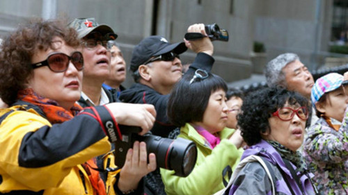 中國(guó)游客早已成為英國(guó)旅游業(yè)的一塊大蛋糕,;目前定制旅程精品化的趨勢(shì)更加明顯,。(BBC英倫網(wǎng))