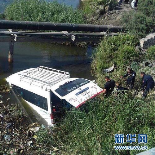 中國僑網(wǎng)這是4月24日在埃及亞歷山大拍攝的事故現(xiàn)場,。新華社發(fā)