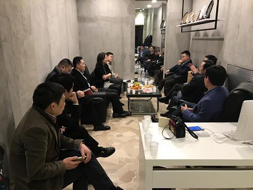 中國僑網(wǎng)座談現(xiàn)場。(《歐洲時報》意大利版/盧嘉琦 攝)