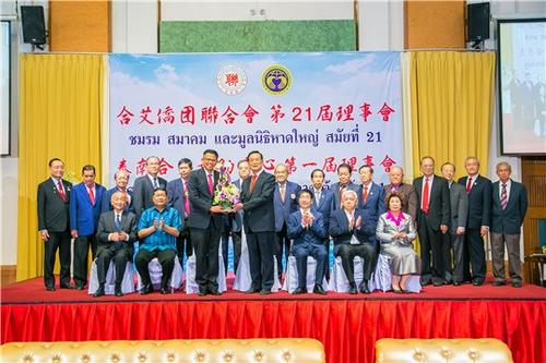 中國僑網宋卡府府尹(省長)祝賀新屆理事會就職
