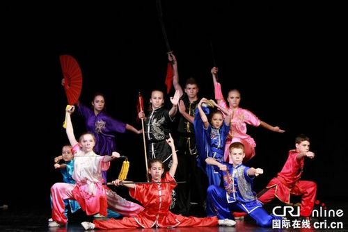 中國僑網(wǎng)以色列國家武術(shù)隊(duì)武術(shù)表演,。(徐嘉 攝)