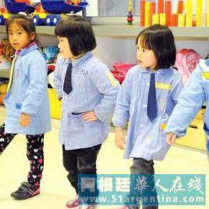 中國僑網(wǎng)中阿經(jīng)貿(mào)交流帶動(dòng)兩國文化教育交流日益深入,。(阿根廷華人在線)