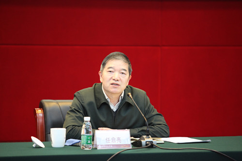 任啟亮出席北京華文學(xué)院2016年春季全體教職員工大會(huì)并發(fā)表講話(huà)