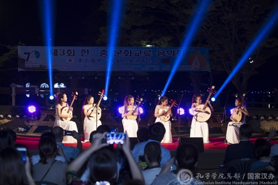 阮咸表演