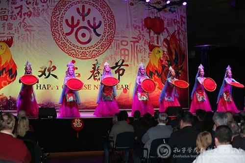中國僑網(wǎng)舞蹈《紅是甜來美是妹》