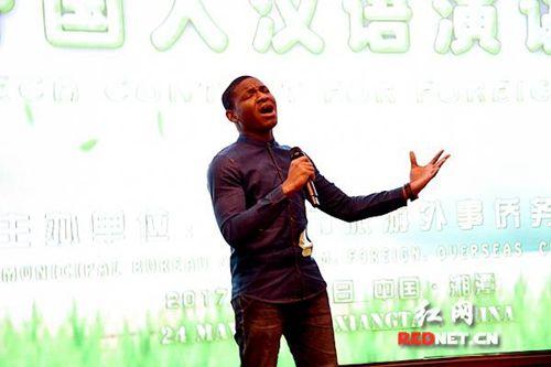 中國僑網(wǎng)參賽選手才藝展示