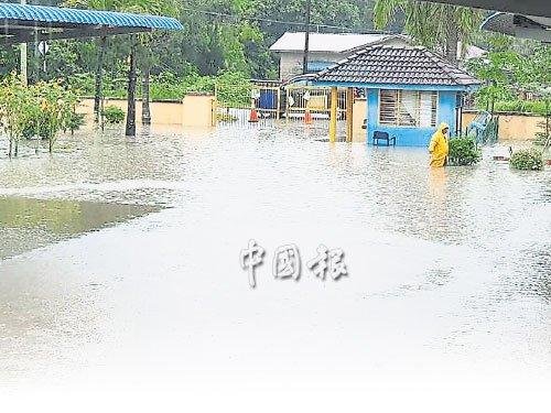 中國僑網(wǎng)水災泛濫 (馬來西亞《中國報》)