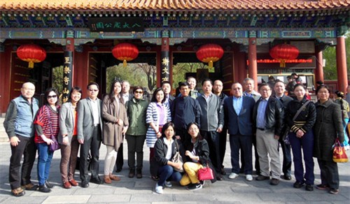 中國(guó)僑網(wǎng)北京僑商會(huì)與泰國(guó)北京商會(huì)在西山八大處共同舉辦文化交流活動(dòng),。