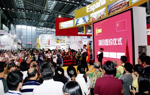 首屆“僑交會”上亮相的西班牙國家館備受關(guān)注,。深圳僑報資料圖