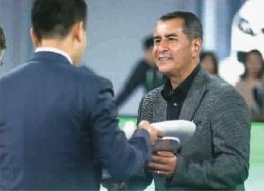 中國僑網(wǎng)呂華勇(右) 見習記者 李銘珅 攝