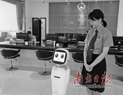 中國僑網(wǎng)近年來,,南沙區(qū)著力營造國際一流的法治化營商環(huán)境。 南方日報記者 梁文祥 攝
