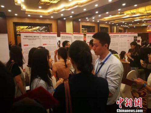 中國僑網(wǎng)“留·在上?!毕盗谢顒蝇F(xiàn)場?!≡S婧 攝