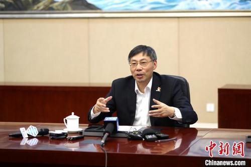 中國僑網(wǎng)近日,,全國人大代表,、浪潮集團(tuán)董事長兼CEO孫丕恕接受媒體采訪,。浪潮集圖供圖