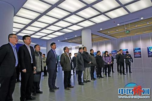 中國僑網(wǎng)北京市僑辦主任劉春鋒,、天津市僑辦主任周路、河北省僑辦主任劉曉軍等領(lǐng)導(dǎo)出席開幕式,。