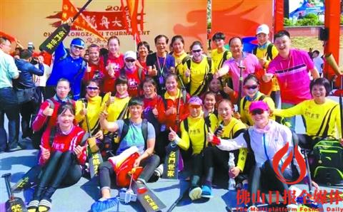 中國(guó)僑網(wǎng)九江女隊(duì)大合照,。/受訪者提供