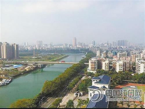 中國僑網(wǎng)平時(shí)的景象,。(李錫添 攝)