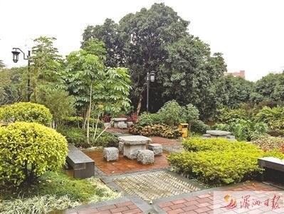 中國僑網(wǎng)圖為濠浦段“口袋公園”,。