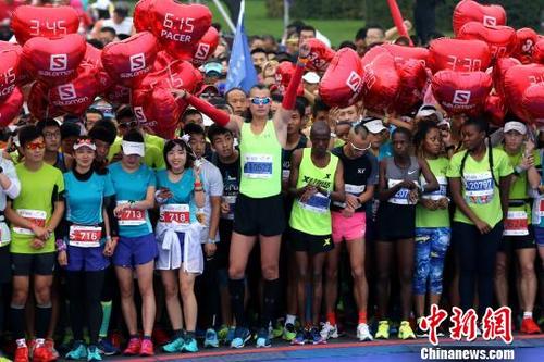 中國僑網(wǎng)圖為賽事吸引了26個國家的選手參賽,?!堖h(yuǎn) 攝