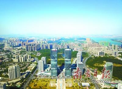 中國僑網(wǎng)政府工作報告提出,,江門力爭3—5年實現(xiàn)城市面貌、城市品質(zhì)邁上新臺階,。圖為江門城區(qū),。張由瓊 攝
