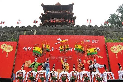 中國(guó)僑網(wǎng)肇慶過(guò)大年的系列活動(dòng)將持續(xù)至3月底 羊城晚報(bào)記者 鄧勃 攝