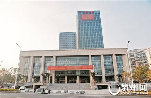 中國僑網(wǎng)新的市行政服務(wù)中心主體及裝飾工程已經(jīng)完成
