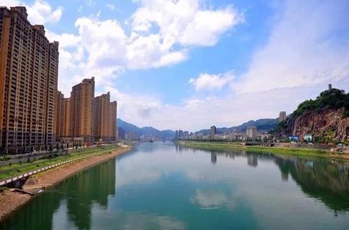 中國僑網(wǎng)華僑來當(dāng)河長 青田全民創(chuàng)建“美麗河湖縣”