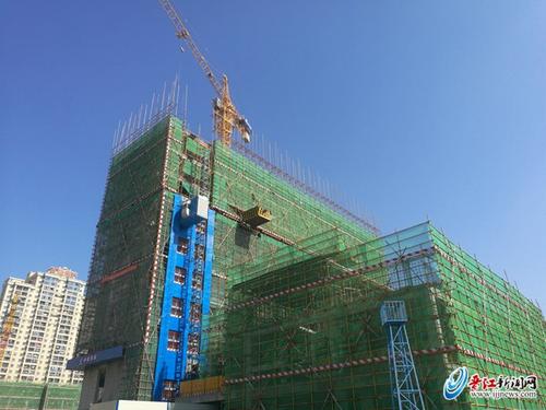 中國(guó)僑網(wǎng)正在緊張建設(shè)中的泉州五中橋南校區(qū)