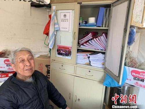 中國僑網(wǎng)圖為榮鶴杰的姻緣角接待室 武一力 攝
