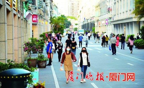 中國(guó)僑網(wǎng)步行街西段現(xiàn)狀 劉東華 攝