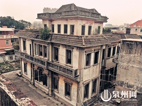 中國僑網(wǎng)王順興信局的奇園是一座典型的歐式建筑,,雖然閑置遭竊,,但風(fēng)韻猶存。