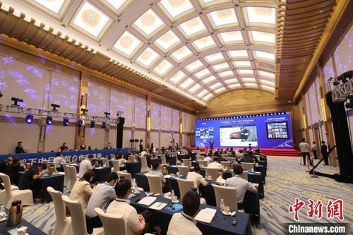 中國僑網(wǎng)8月13日,,“2021對話山東—日本?山東產(chǎn)業(yè)合作交流會”系列活動在濟南正式啟動,。山東省貿(mào)促會 供圖
