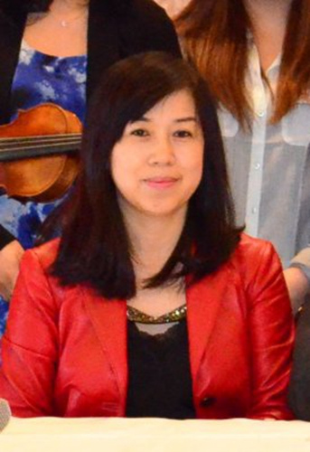 同時身為音樂輔導老師的王莉表示,,希望把中國民族音樂與西方音樂相結(jié)合,,并傳承下去。(加拿大《世界日報》/王莉提供)
