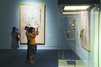 中國(guó)僑網(wǎng)展覽現(xiàn)場(chǎng)本報(bào)記者 陳 璐 攝