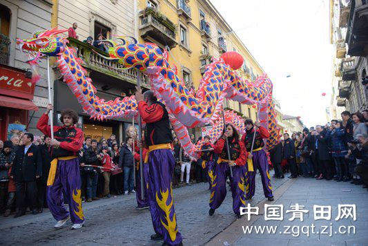中國僑網(wǎng)意大利米蘭中國民俗文化節(jié)現(xiàn)場,。(阮曉燕 攝)